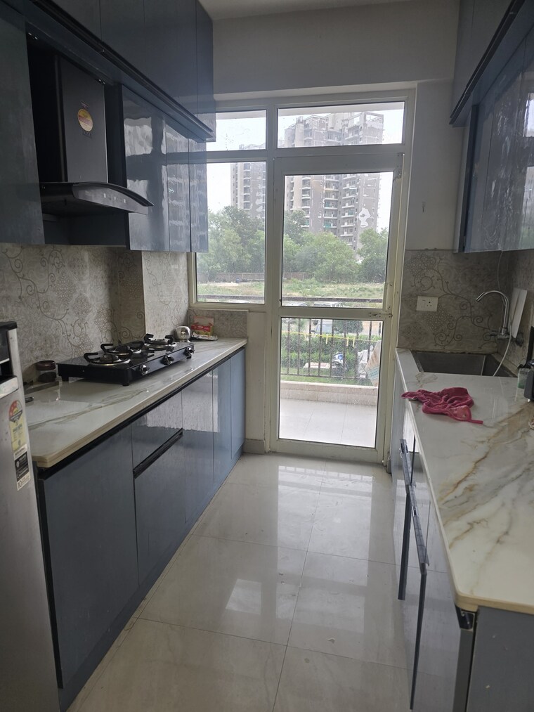 Kitchen, suncity-avenue-76 2 Bedroom 583 Sq.Ft. Apartment In Sector 76 Gurgaon 9163770