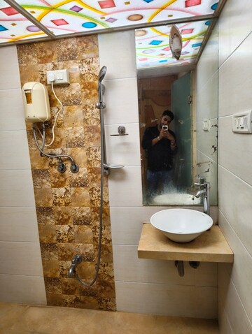 Furnished Amenities in 3 BHK Apartment at Dhruv Heights, Malad East – for Rent