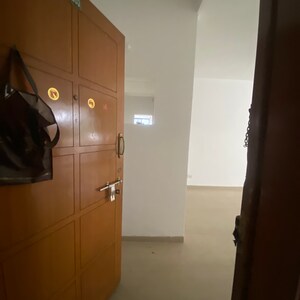  2 BHK Apartment at Montvert Finesse Apartment, Link Road – for Sale