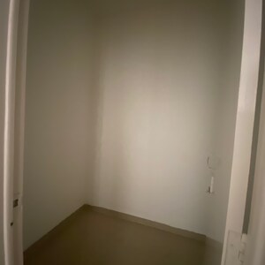  2 BHK Apartment at Montvert Finesse Apartment, Link Road – for Sale