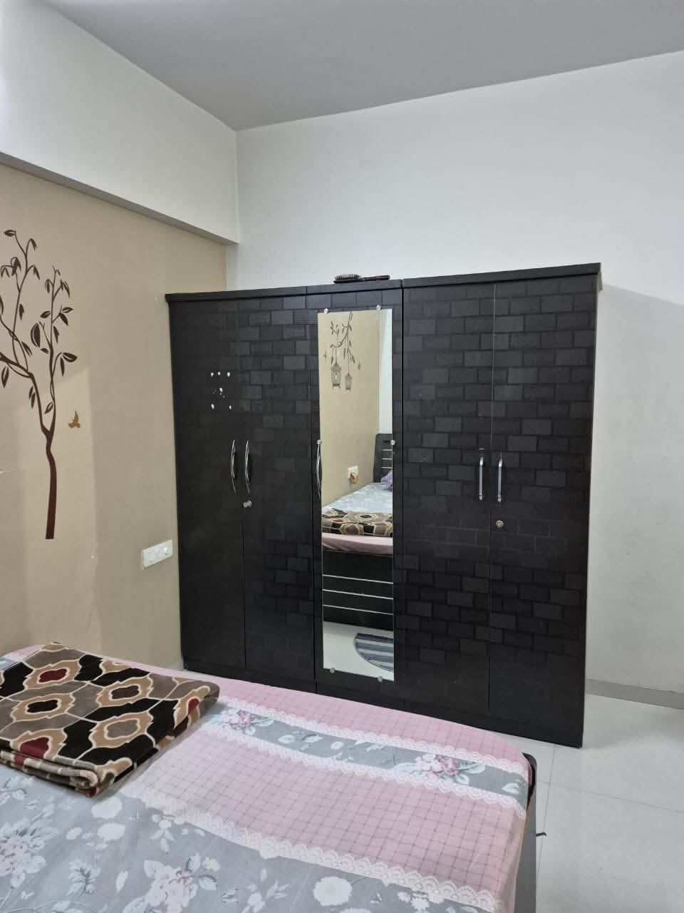 2 BHK Apartment For Rent in Merlin Elementa