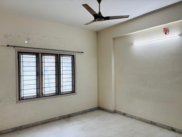 Room, madhapur 3 Bedroom 2200 Sq.Ft. Builder Floor In Madhapur Hyderabad 9163816