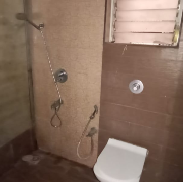 Bathroom in 2 BHK Apartment at Siddhi Highland Gardens, Yashaswi Nagar – for Rent