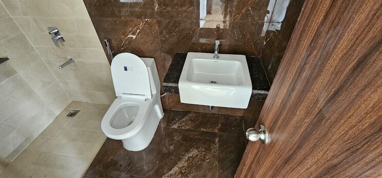 Bathroom, indiabulls-one-indiabulls 2 Bedroom 806 Sq.Ft. Apartment In Pokhran Road No Two Thane 9163823