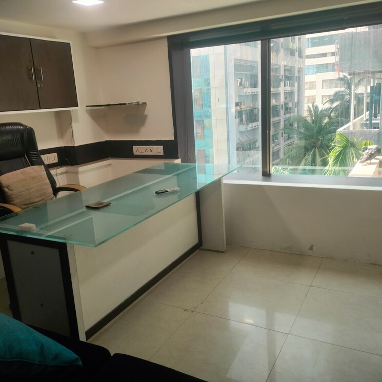 Team Area, oberoi-chambers Commercial Office Space 950 Sq.Ft. In Andheri West Mumbai 9163824