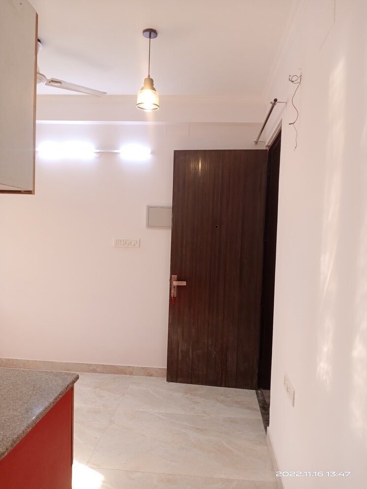 Room, vasant kunj 2 Bedroom 700 Sq.Ft. Builder Floor In Vasant Kunj Delhi 9163830