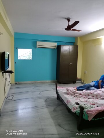 Bedroom in 1 RK Builder Floor at Vasant Kunj – for Rent