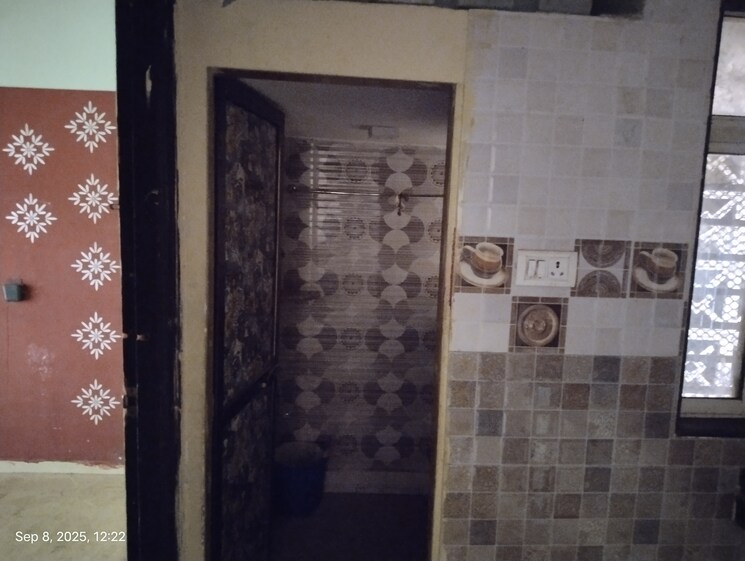 Bathroom, sb-lifespaces-sandeep-heights 1 Bedroom 500 Sq.Ft. Apartment In Nalasopara West Palghar 9163890