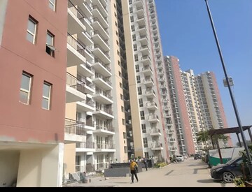 2.5 BHK Apartment For Sale in Imperia Esfera, Sector 37c