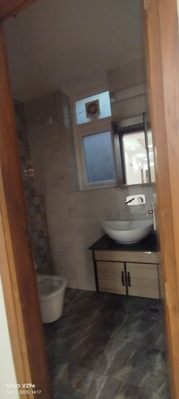 Bathroom in 4 BHK Builder Floor at Unitech Woodstock Floors, Sector 50 – for Rent
