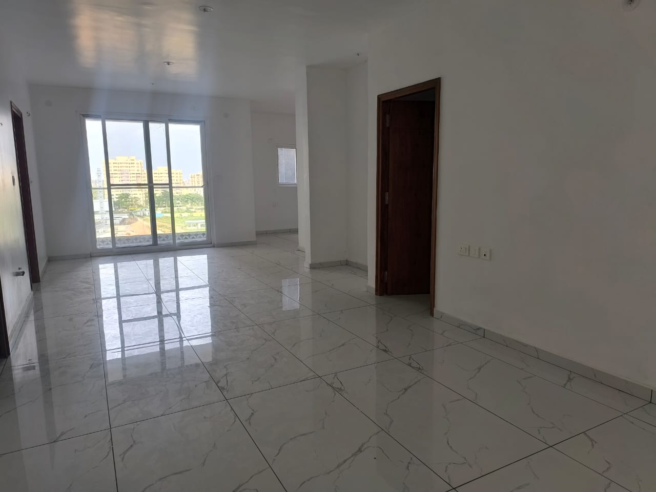 3 BHK Apartment For Sale in Trendsquares Ambience