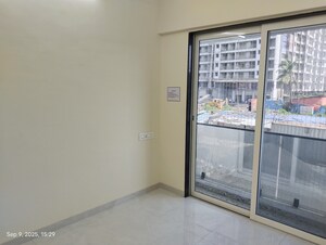 Room in 1 BHK Apartment at Nalasopara West – for Sale