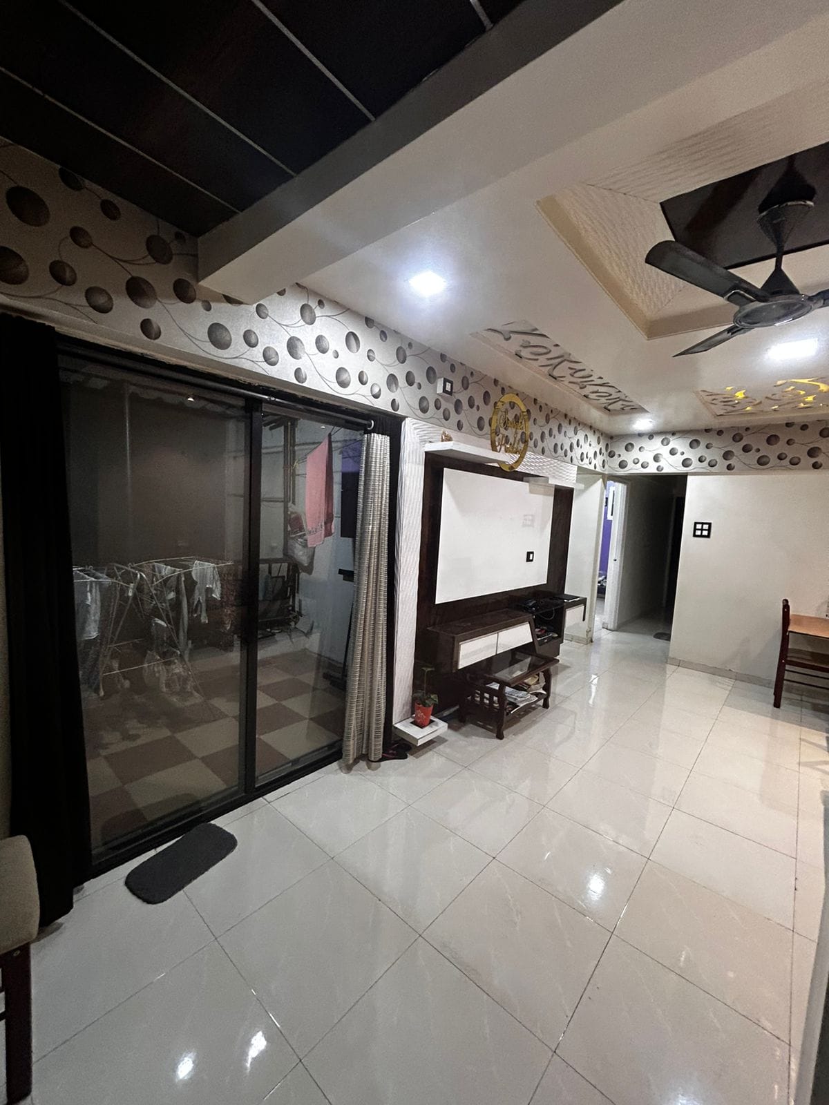 2 BHK + Extra Room Apartment For Rent in Chhajed Glory