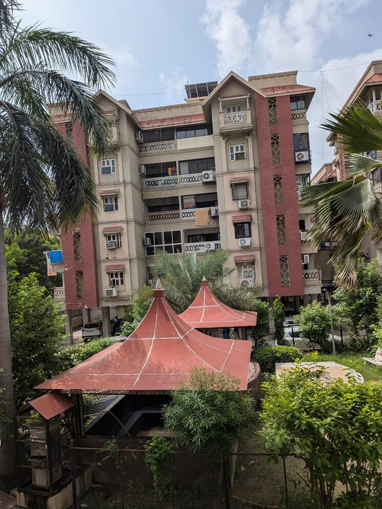 Exterior View, ramdevnagar 2 Bedroom 1200 Sq.Ft. Apartment In Ramdevnagar Ahmedabad 9163940