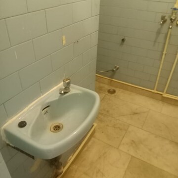 Bathroom in 2 BHK Builder Floor at Lajpat Nagar I – for Rent