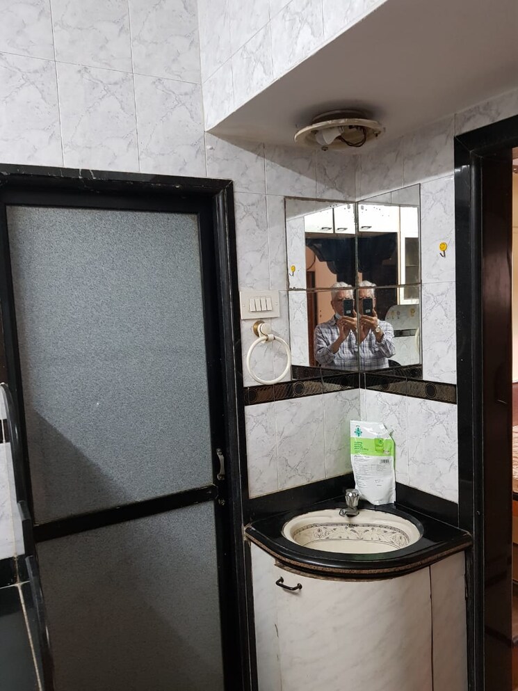 Kitchen, andheri west 1 Bedroom 450 Sq.Ft. Apartment In Andheri West Mumbai 9163996