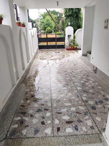 Balcony in 2.5 BHK Builder Floor at Gomti Nagar – for Rent