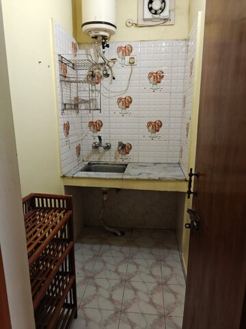 Bathroom in 1 RK Builder Floor at Gomti Nagar – for Rent