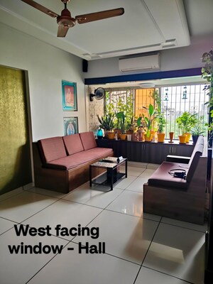 Team Area in 2 BHK Apartment at Shree Complex Borivali, Borivali West – for Sale