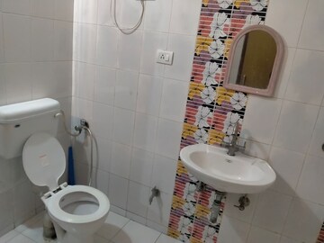 Bathroom in 1 RK Builder Floor at Gomti Nagar – for Rent
