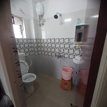 Attached Bathroom in 2 BHK Apartment at Tollygunge – for Rent
