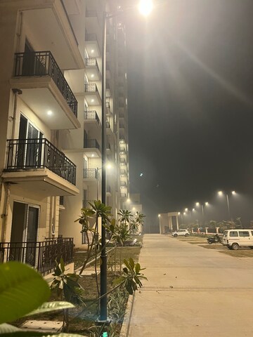 1 BHK Apartment – Exterior View View at Signature Global Golf Greens, Sector 79 - for Rent