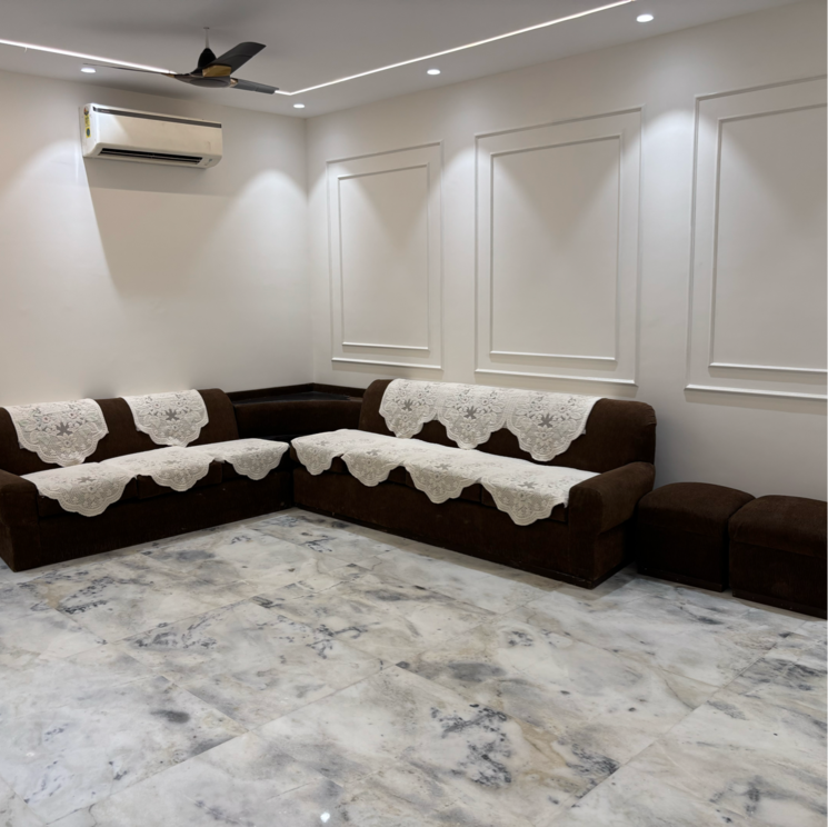 Living Room, lajpat nagar 3 Bedroom 125 Sq.Yd. Apartment In Lajpat Nagar Delhi 9164083