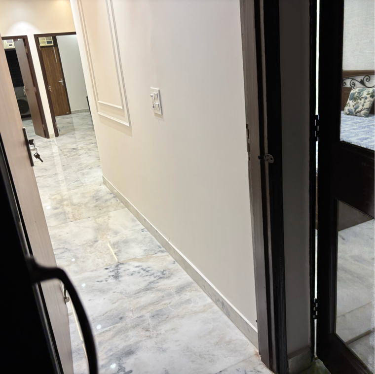 undefined, lajpat nagar 3 Bedroom 125 Sq.Yd. Apartment In Lajpat Nagar Delhi 9164083