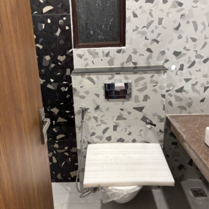 Attached Bathroom in 3 BHK Apartment at Lajpat Nagar – for Rent