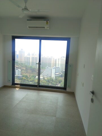 Room in 2 BHK Apartment at Runwal Bliss, Kanjurmarg East – for Rent