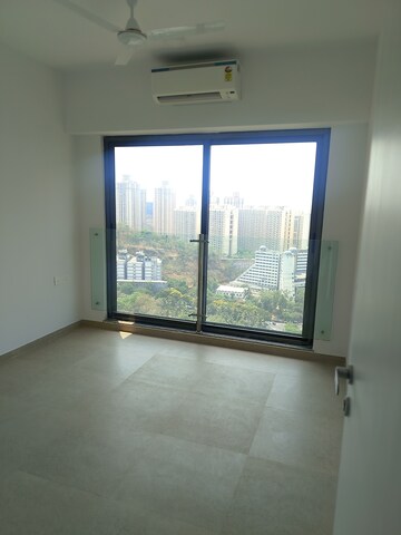 Room in 2 BHK Apartment at Runwal Bliss, Kanjurmarg East – for Rent