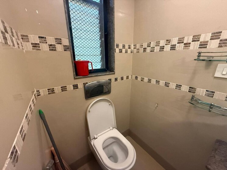 Bathroom, andheri west 3 Bedroom 1200 Sq.Ft. Apartment In Andheri West Mumbai 9164070