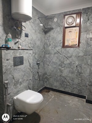 Parking in 3 BHK Builder Floor at Mehrauli – for Sale