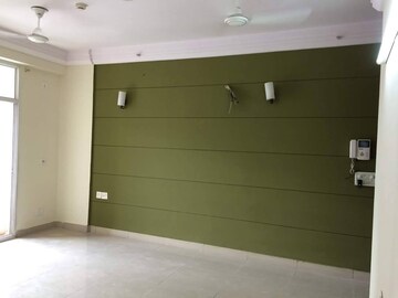 2 BHK Apartment For Sale in Mahagun Mascot, Sain Vihar