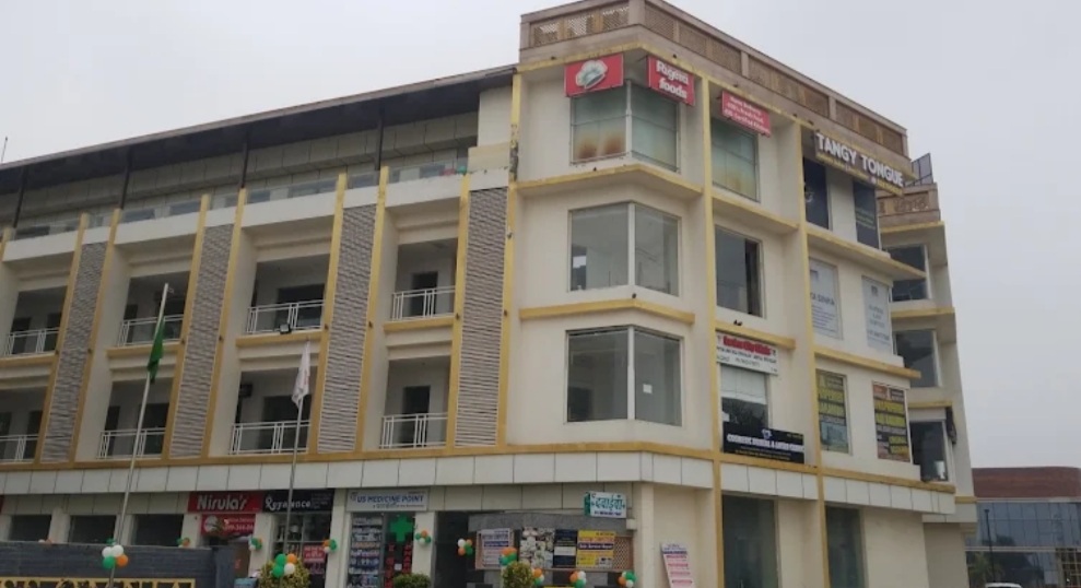 Retail Shop For Sale in S S Omnia