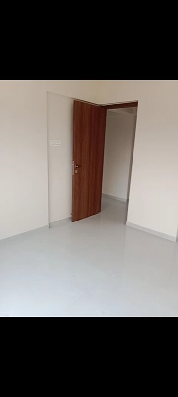 Room in 2 BHK Apartment at Mass Manshaya Apartments, Chembur – for Rent