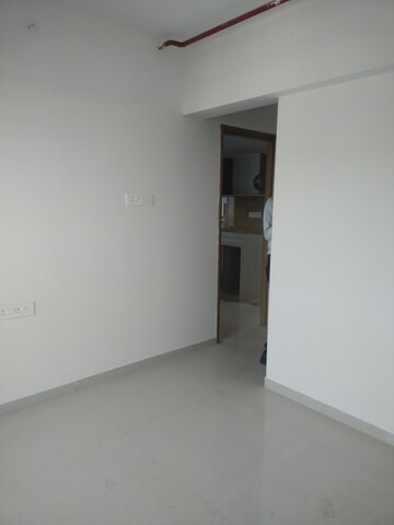 Room in 2 BHK Apartment at Sayba Elegant, Kurla East – for Rent