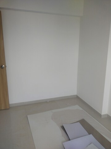 Room in 2 BHK Apartment at Sayba Elegant, Kurla East – for Rent