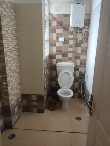 Bathroom in 4 BHK Apartment at Sector 21c – for Rent