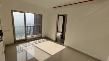 Room in 1 BHK Apartment at Ashar Metro Towers, Vartak Nagar – for Rent