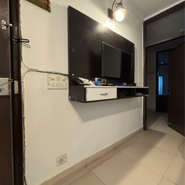 Tv Room in 2 BHK Builder Floor at Saket – for Rent
