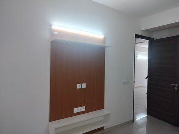 Room in 3.5 BHK Builder Floor at Smart World Gems, Sector 89 – for Rent