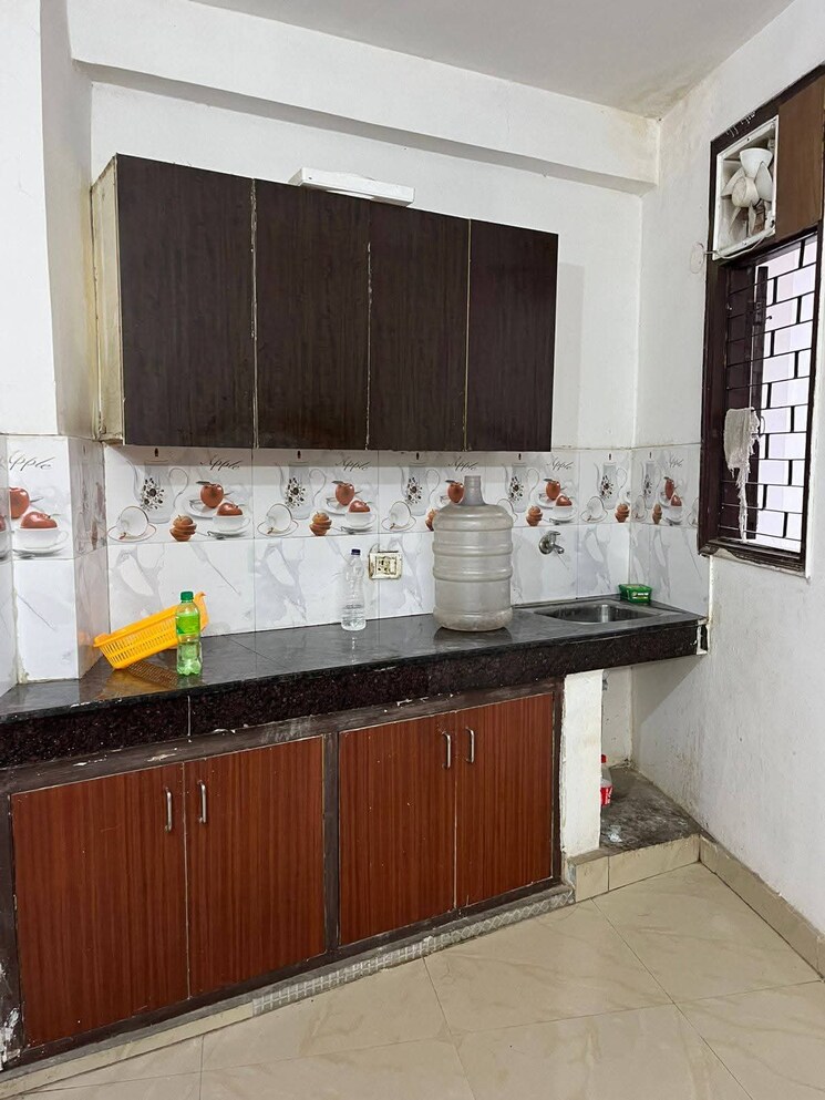 Kitchen, saket 1 RK 500 Sq.Ft. Builder Floor In Saket Delhi 9164281