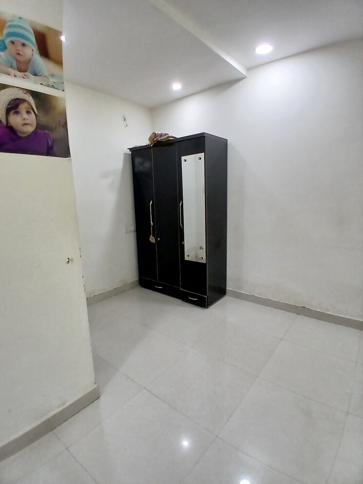 Room, omkar nagar 2 Bedroom 1200 Sq.Ft. Apartment In Omkar Nagar Nagpur 9164352