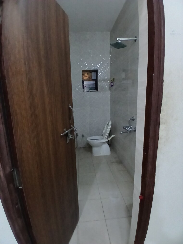 Bathroom, omkar nagar 2 Bedroom 1200 Sq.Ft. Apartment In Omkar Nagar Nagpur 9164352