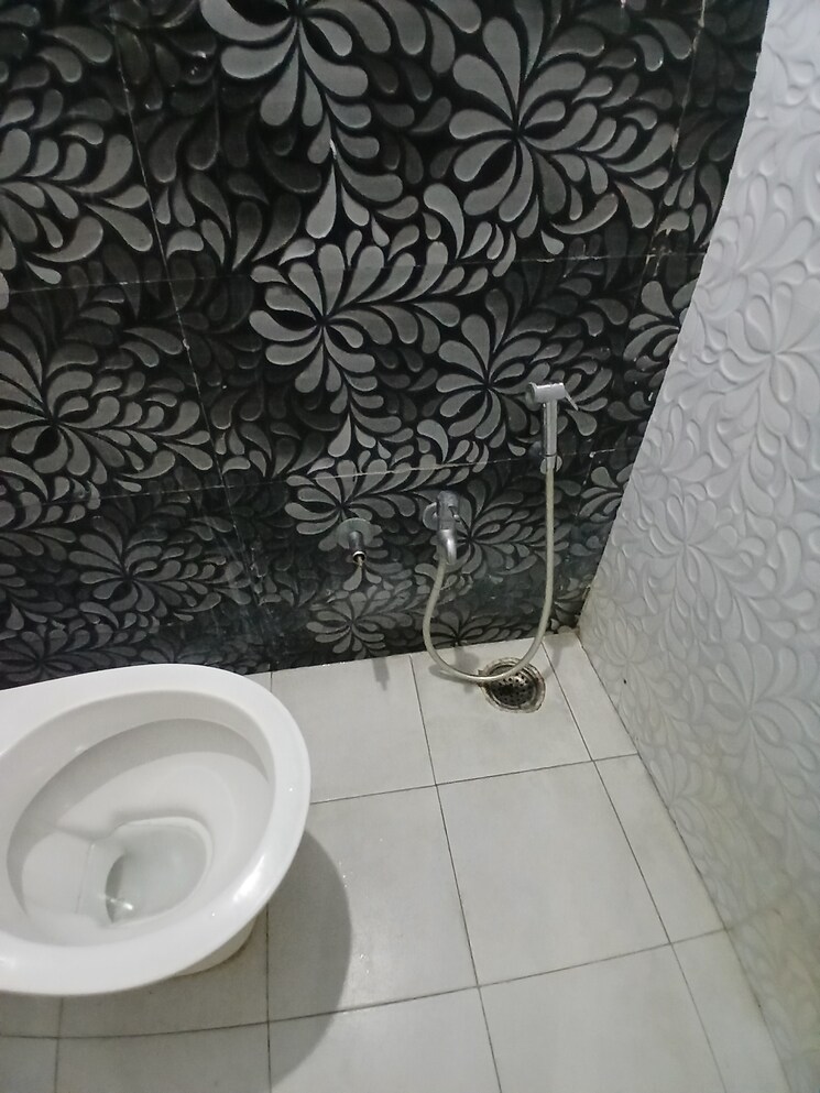 Bathroom, omkar nagar 2 Bedroom 1200 Sq.Ft. Apartment In Omkar Nagar Nagpur 9164352