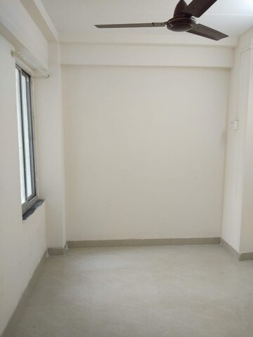 Room in 1 BHK Apartment at MHADA Century Mill, Lower Parel – for Rent