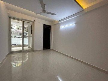 Master Bedroom in 2 BHK Builder Floor at Saket – for Rent