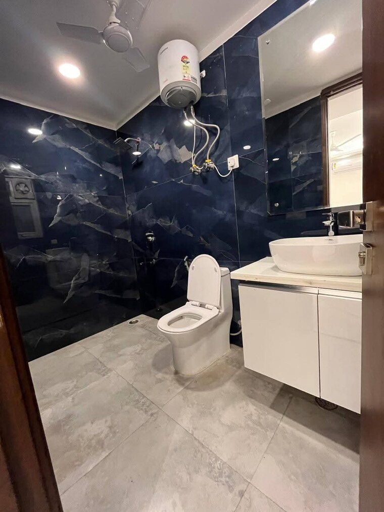 Team Area, saket 2 Bedroom 850 Sq.Ft. Builder Floor In Saket Delhi 9164370