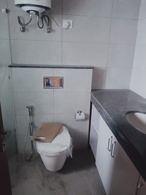 3 BHK Apartment For Sale in Godrej Woods, Sector 43